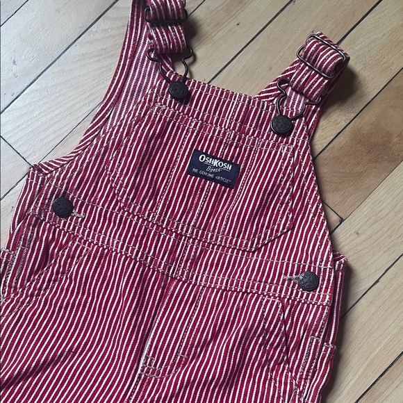 OshKosh B'gosh Baby Red and White Striped Cotton Overalls Railroad Stripe 6 Mo - Picture 2 of 6